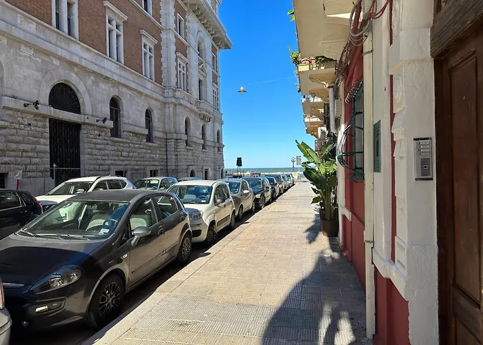 Apulia White House 59 *